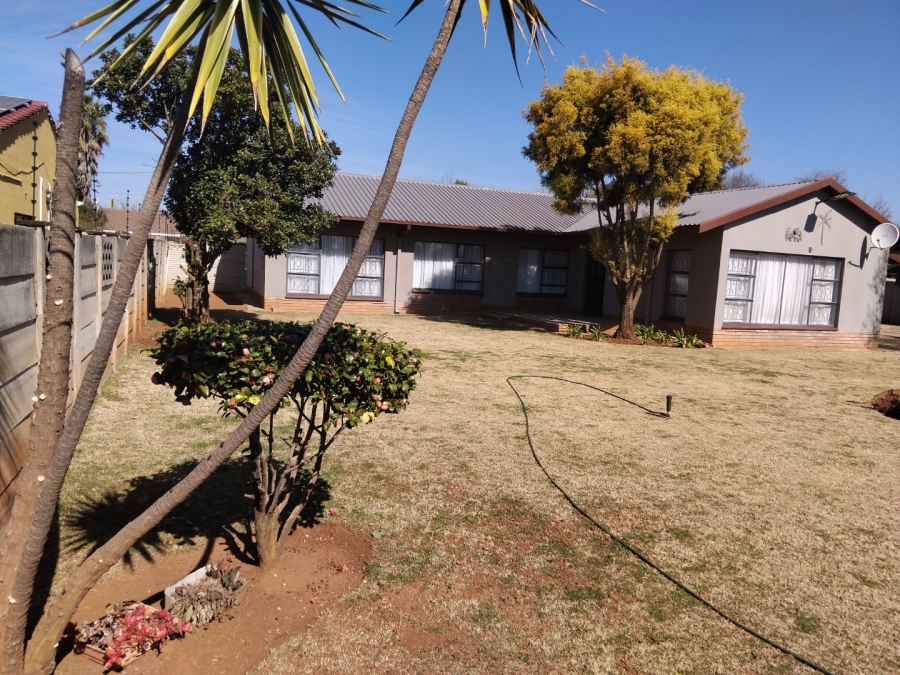 3 Bedroom Property for Sale in Meiringspark Ext 2 North West